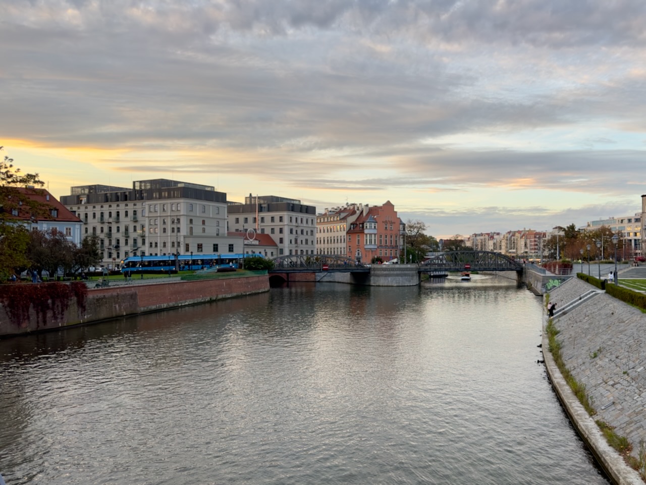 wroclaw, slow — image 3 of 12