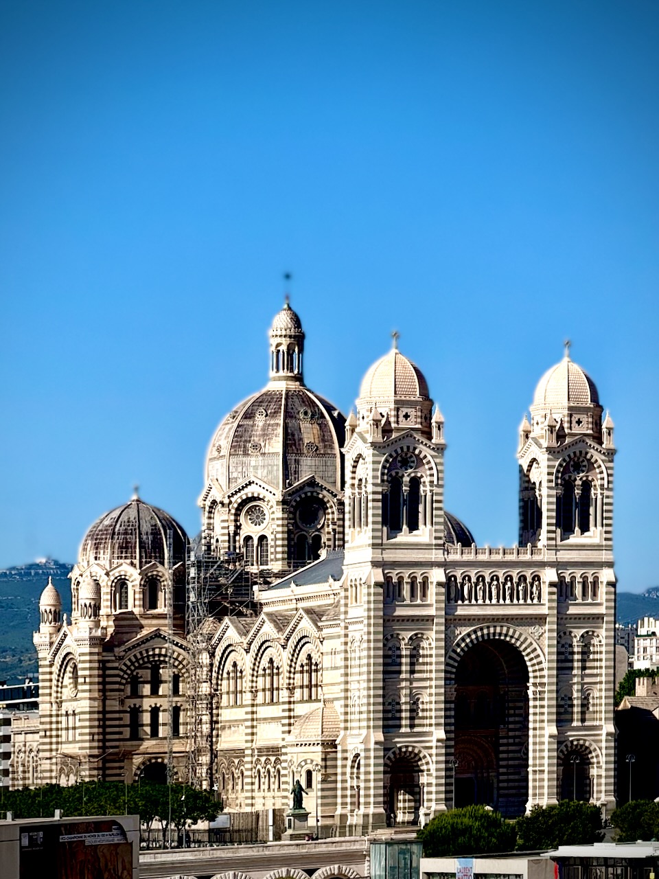 i'm new york city, you are marseille — image 2 of 5